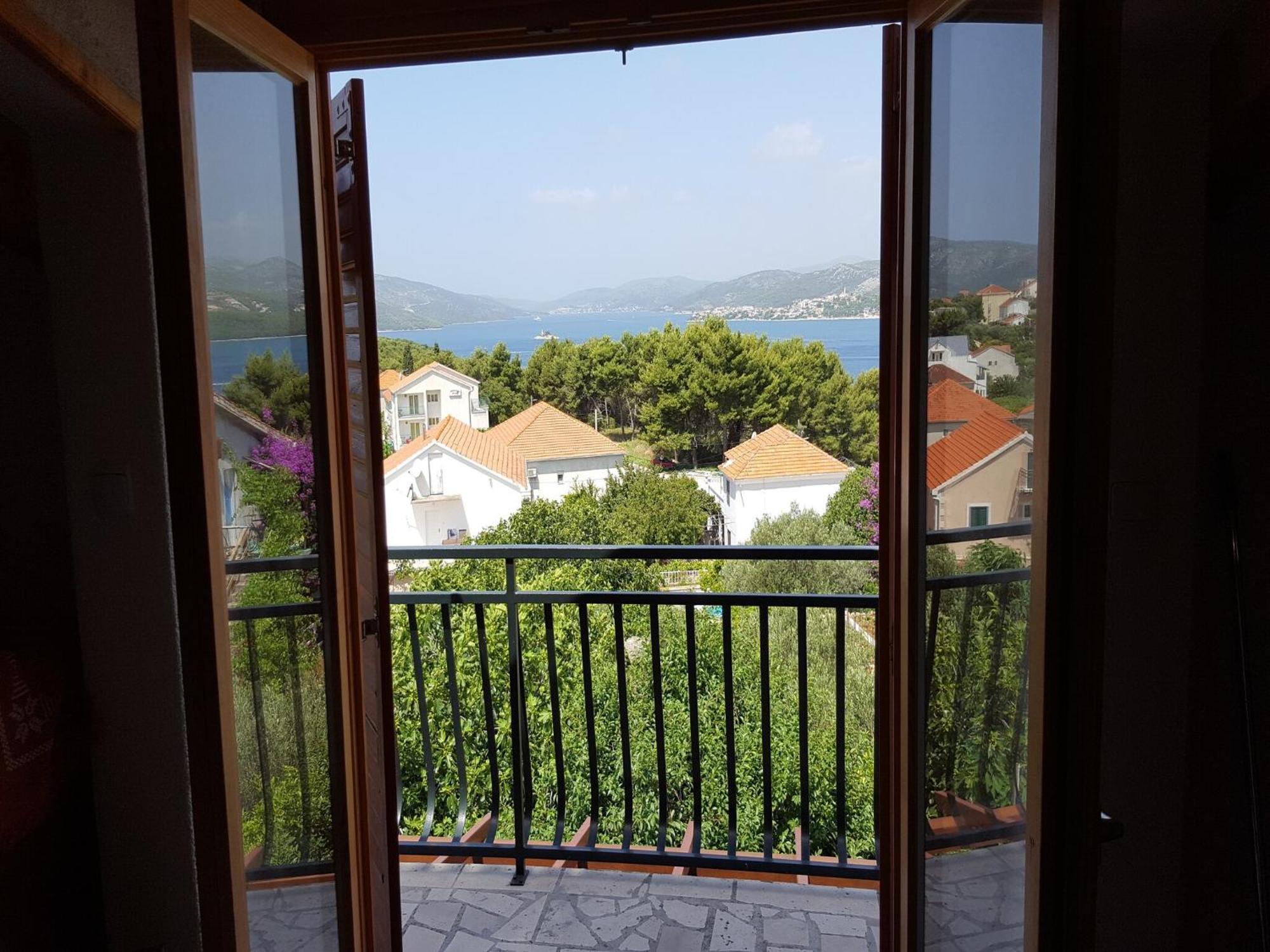 Sea View Apartment In Okrug Donji With Balcony Donji Okrug  Esterno foto