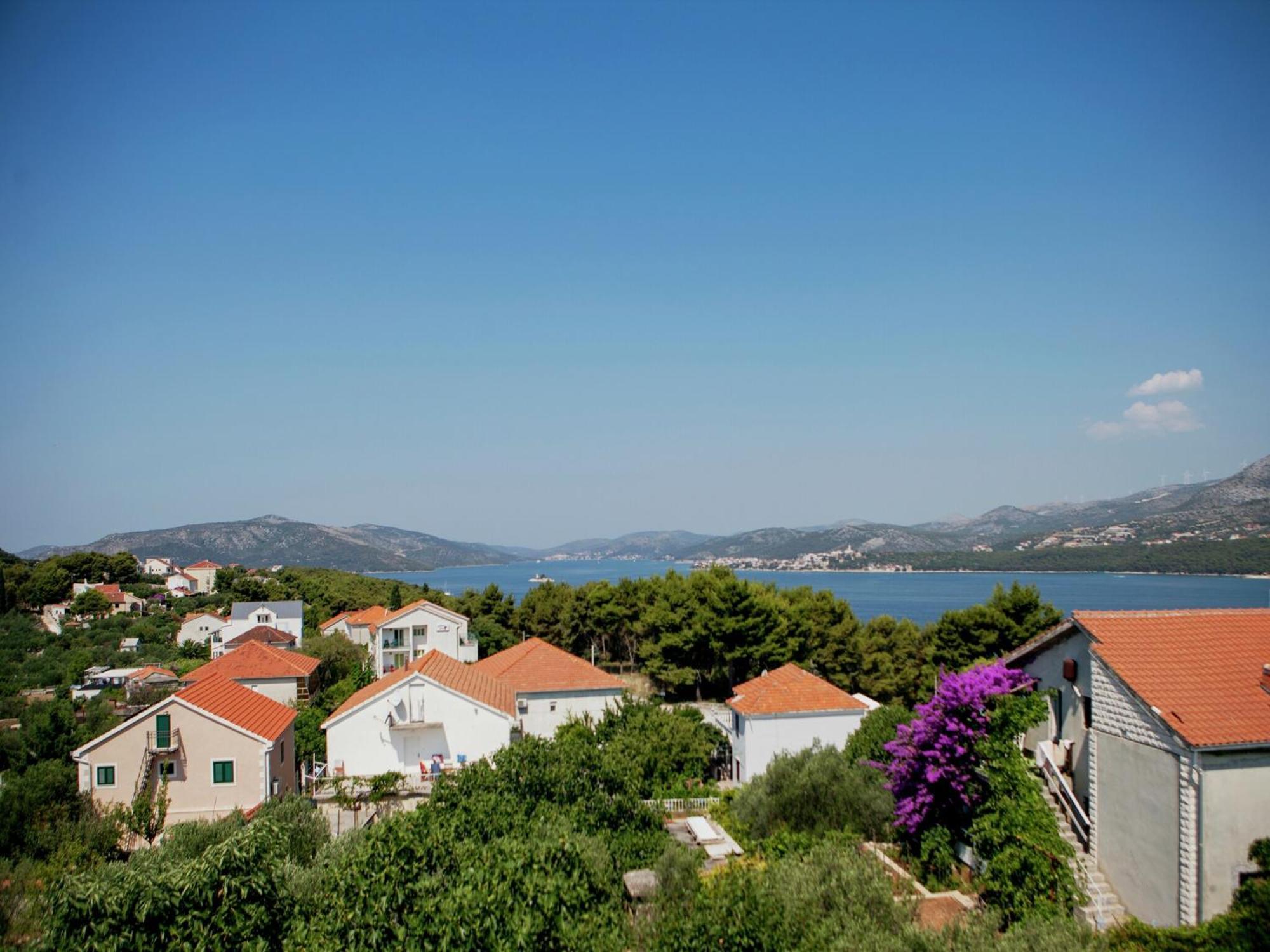 Sea View Apartment In Okrug Donji With Balcony Donji Okrug  Esterno foto